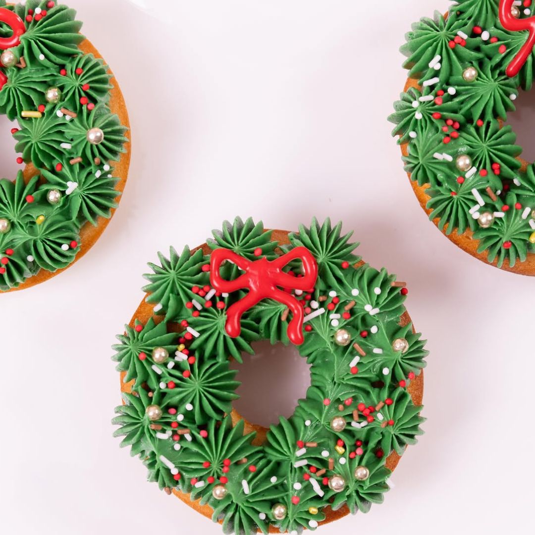 Silicone donut mold