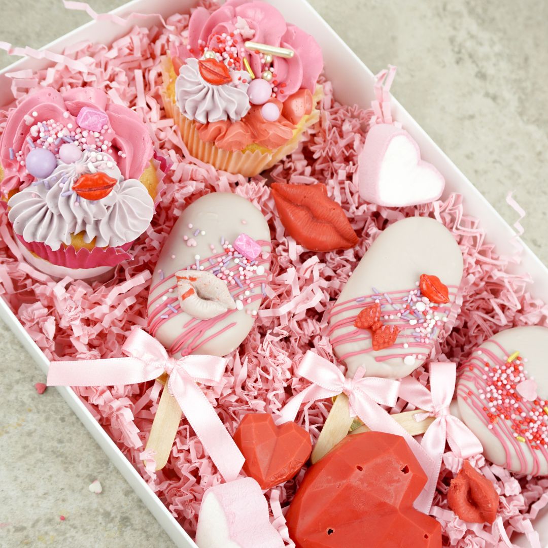 Happy Love Trio Set