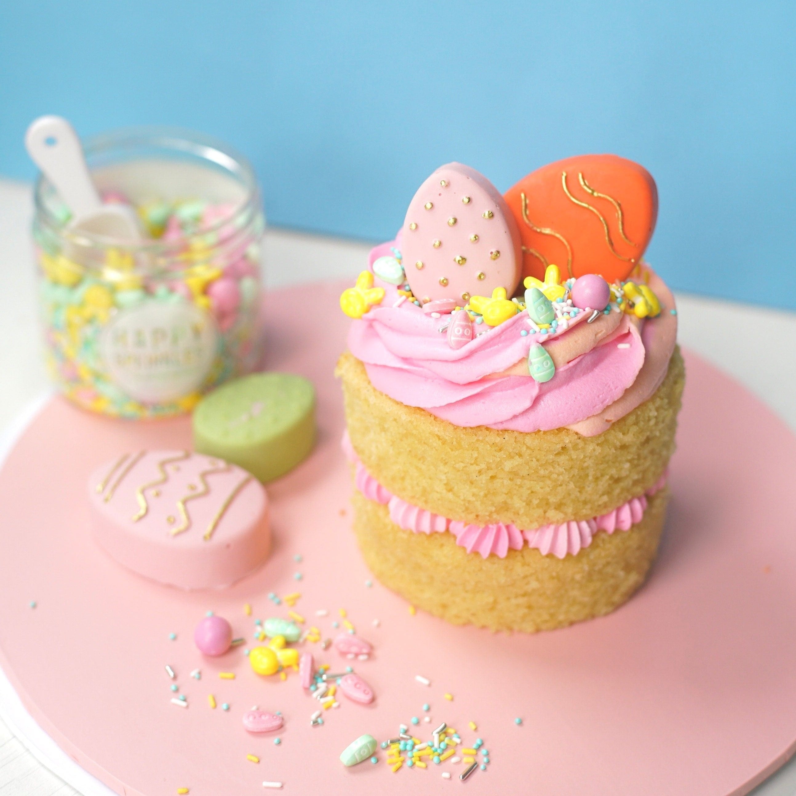 Happy Sprinkles Molde de silicona Happy Eggs con streusel