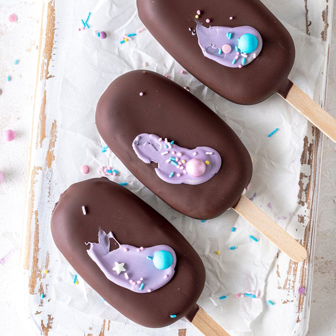 Biscoff Cakesicles (Cake Pop Popsicles) Recipe - Sweet Mouth Joy